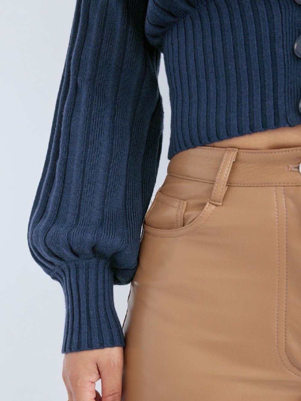 Aritzia Wilfred Plunge Front Cardigan in Classic Navy ✨ - Picture 2 of 7